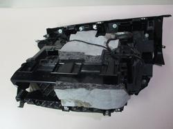 id_7797_AUTERN00007624_6982681_CASSETTO_VANO_PORTAOGGETTI_BMW_SERIE_1_E87_ANNO_2008_Q.01__5__C.JPG